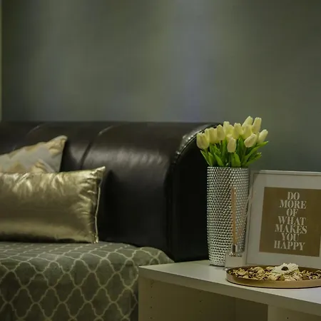 Dorothy Apartment